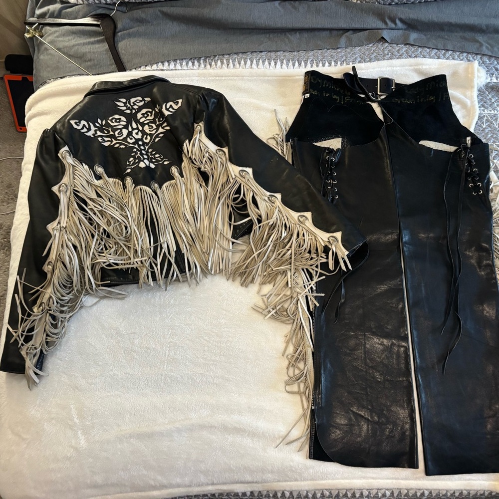 Black/Cream Fringe Rare Leather Jacket and Chaps. Excellent condition. Sz Medium